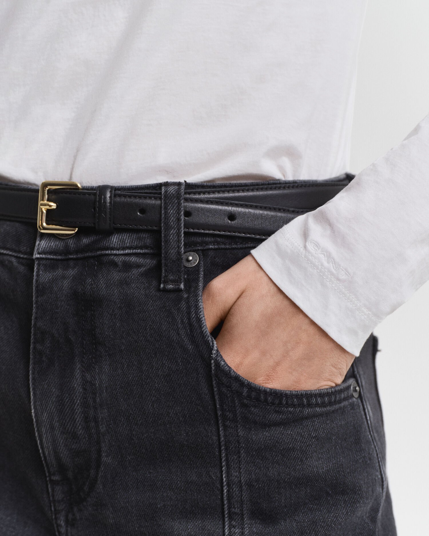 Top com gola alta em algodão leve