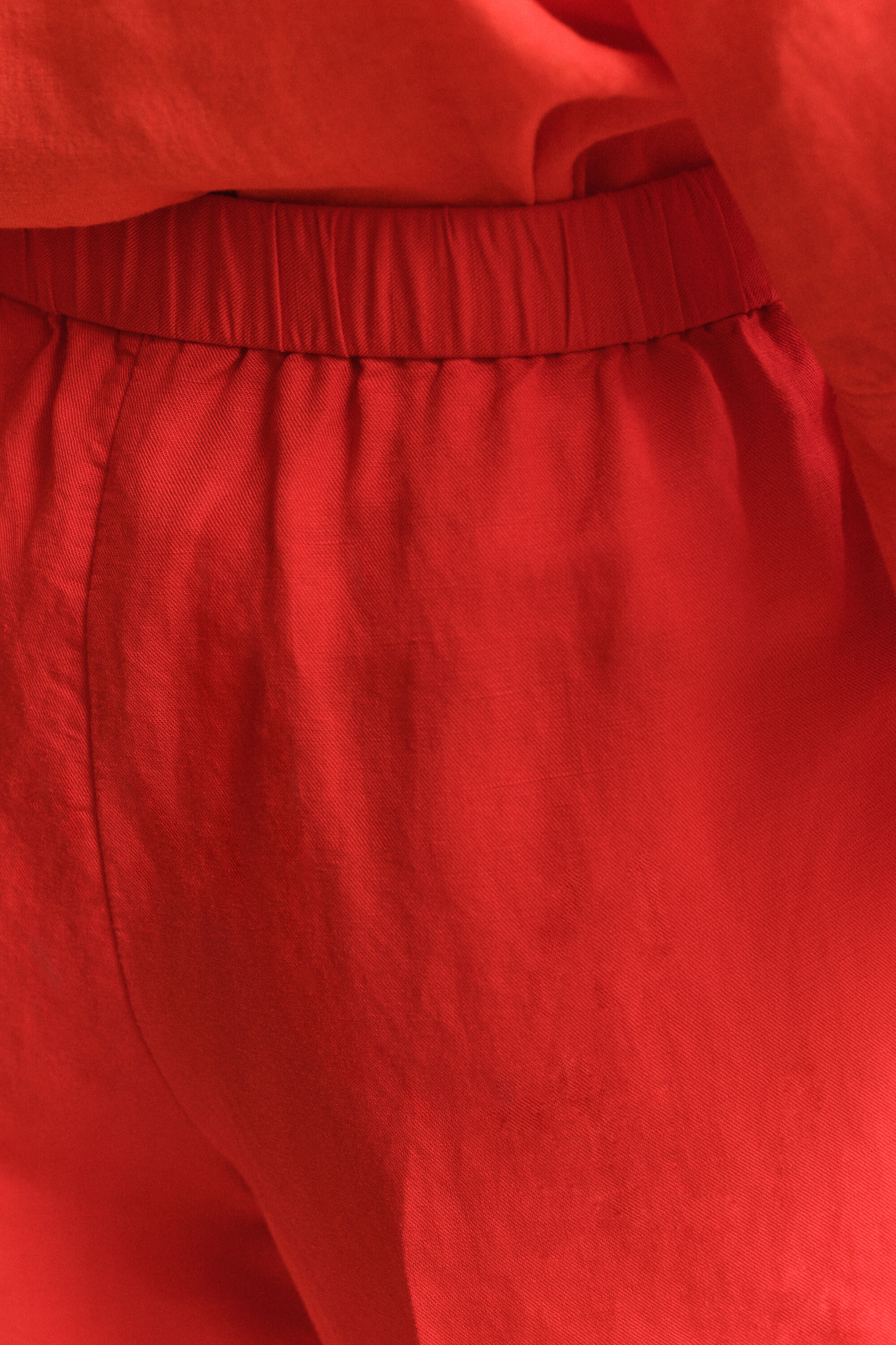 Calções em mistura de linho