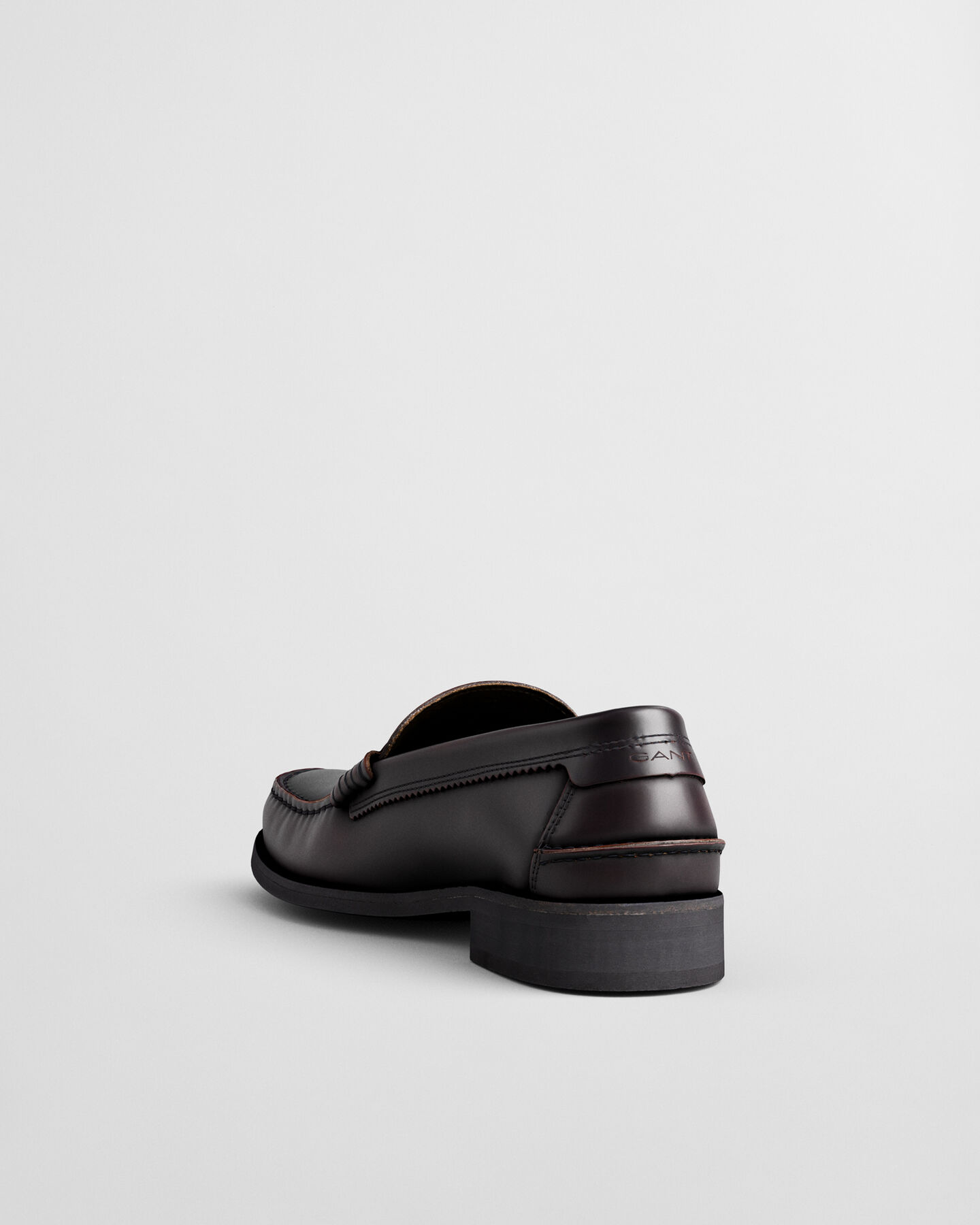 Loafers em pele Lenkoxx