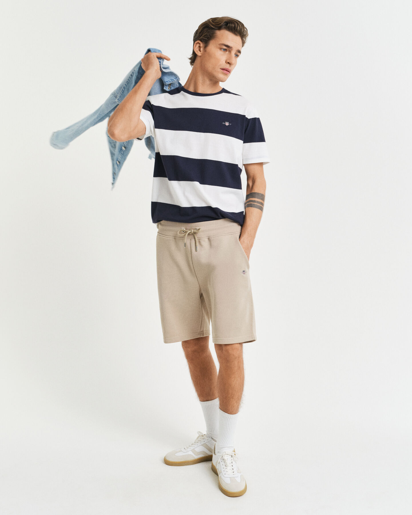 Cal&ccedil;&otilde;es desportivos Shield