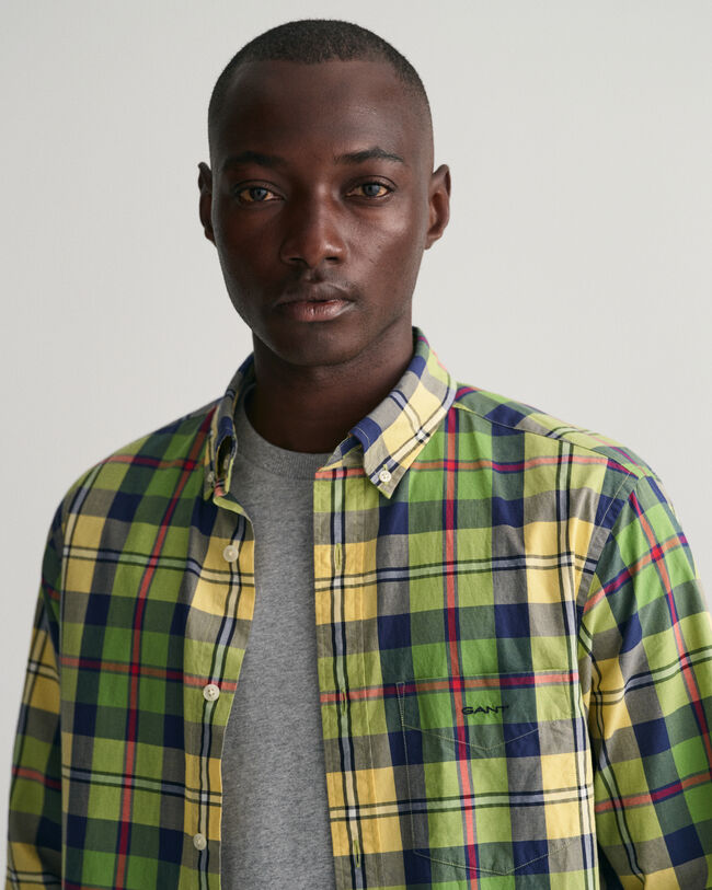 Camisa em popelina com padr&atilde;o axadrezado grande regular fit