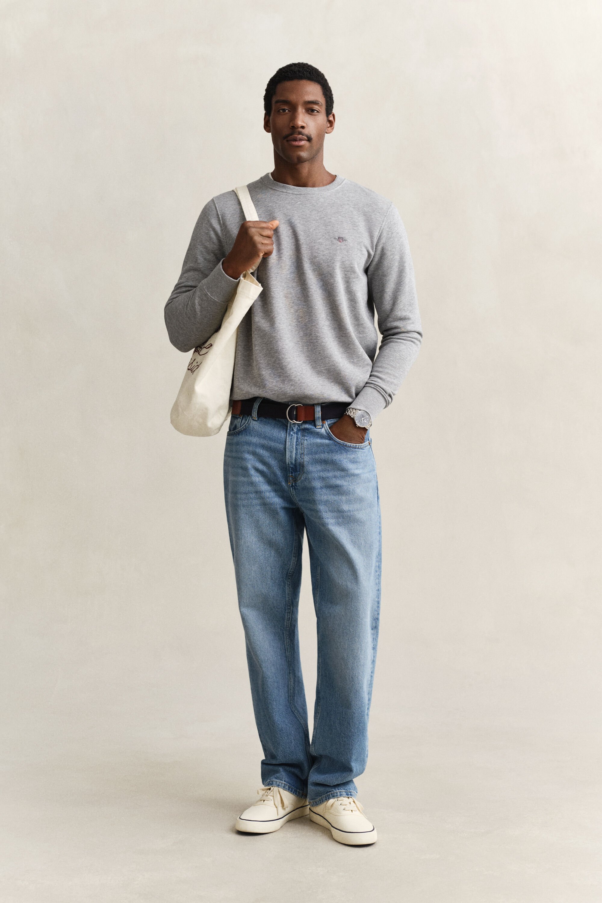 Sweatshirt com decote redondo Shield