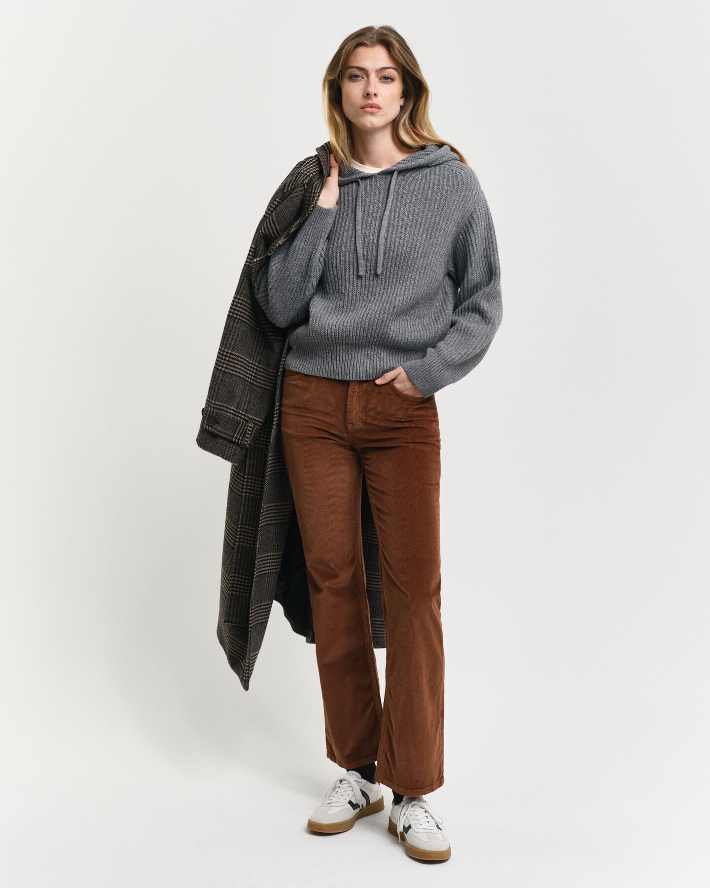 Sweatshirt com capuz em malha canelada