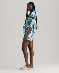 Macacão curto com padrão paisley