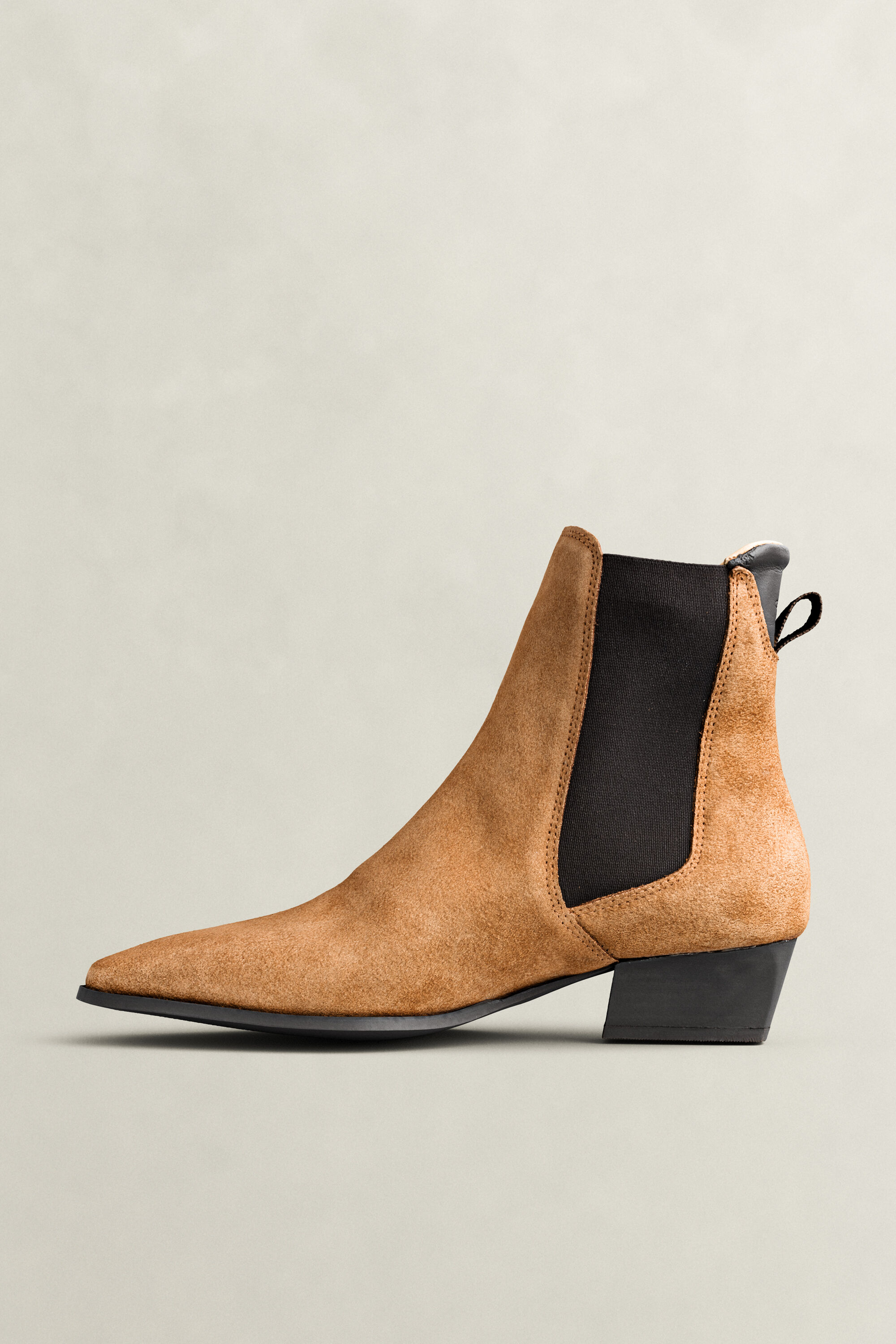 Botas Chelsea em camurça Bassotte