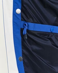 Casaco de marinheiro com comprimento médio