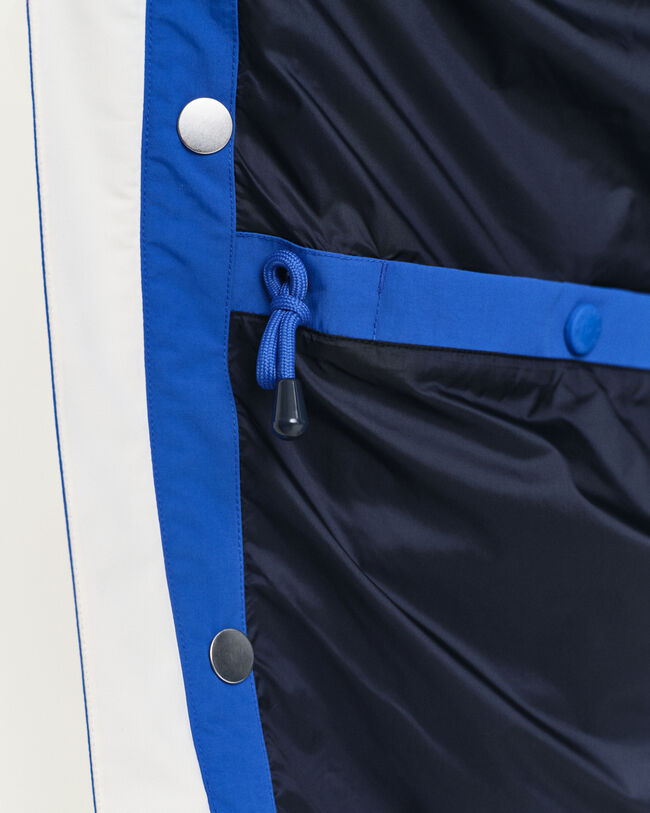 Casaco de marinheiro com comprimento médio