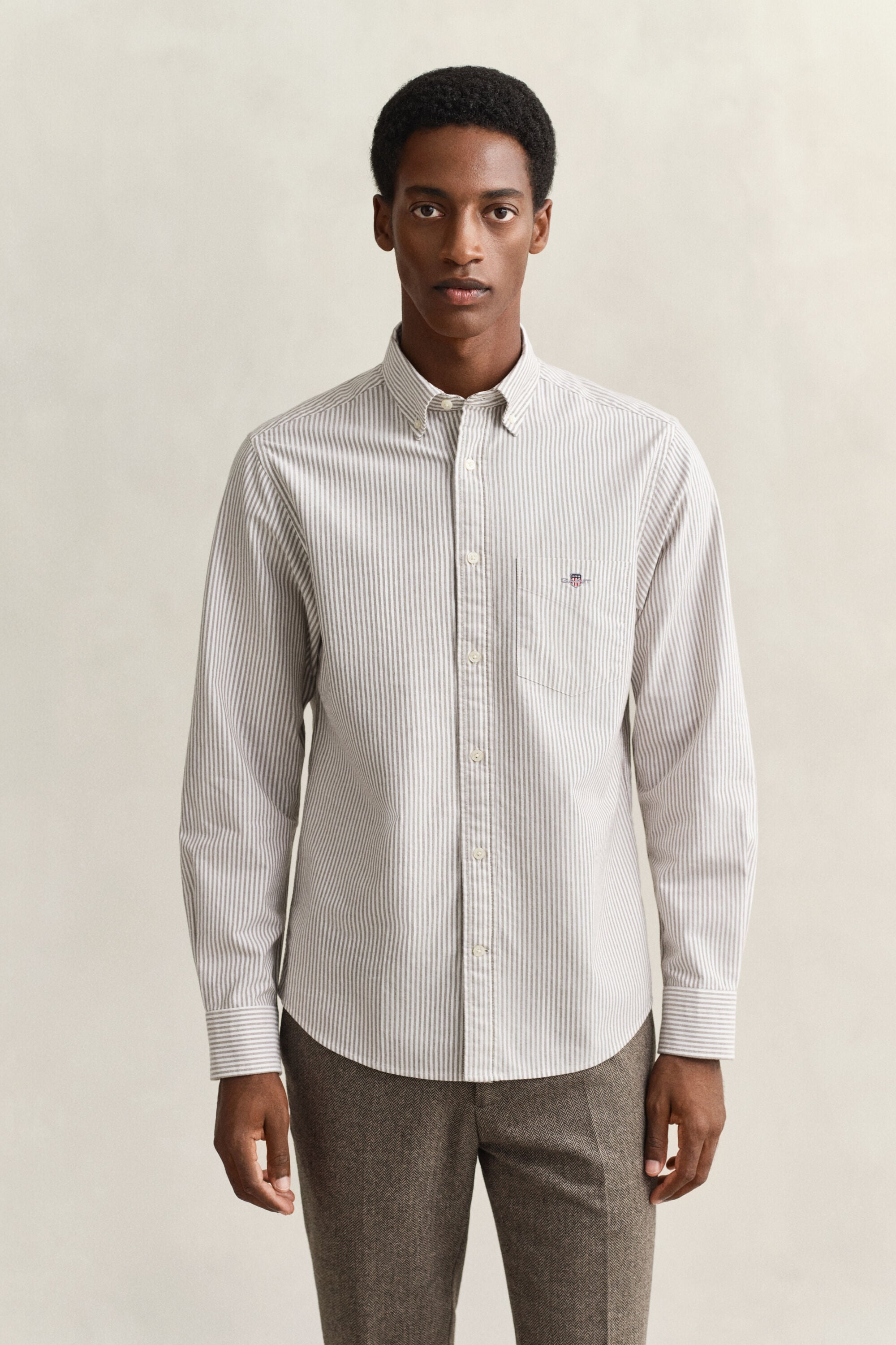 Camisa Oxford às riscas finas Classic