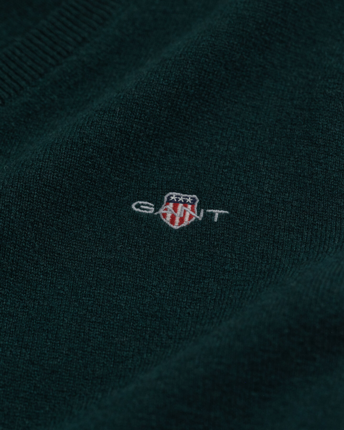 Pullover com decote em V em lã extrafina