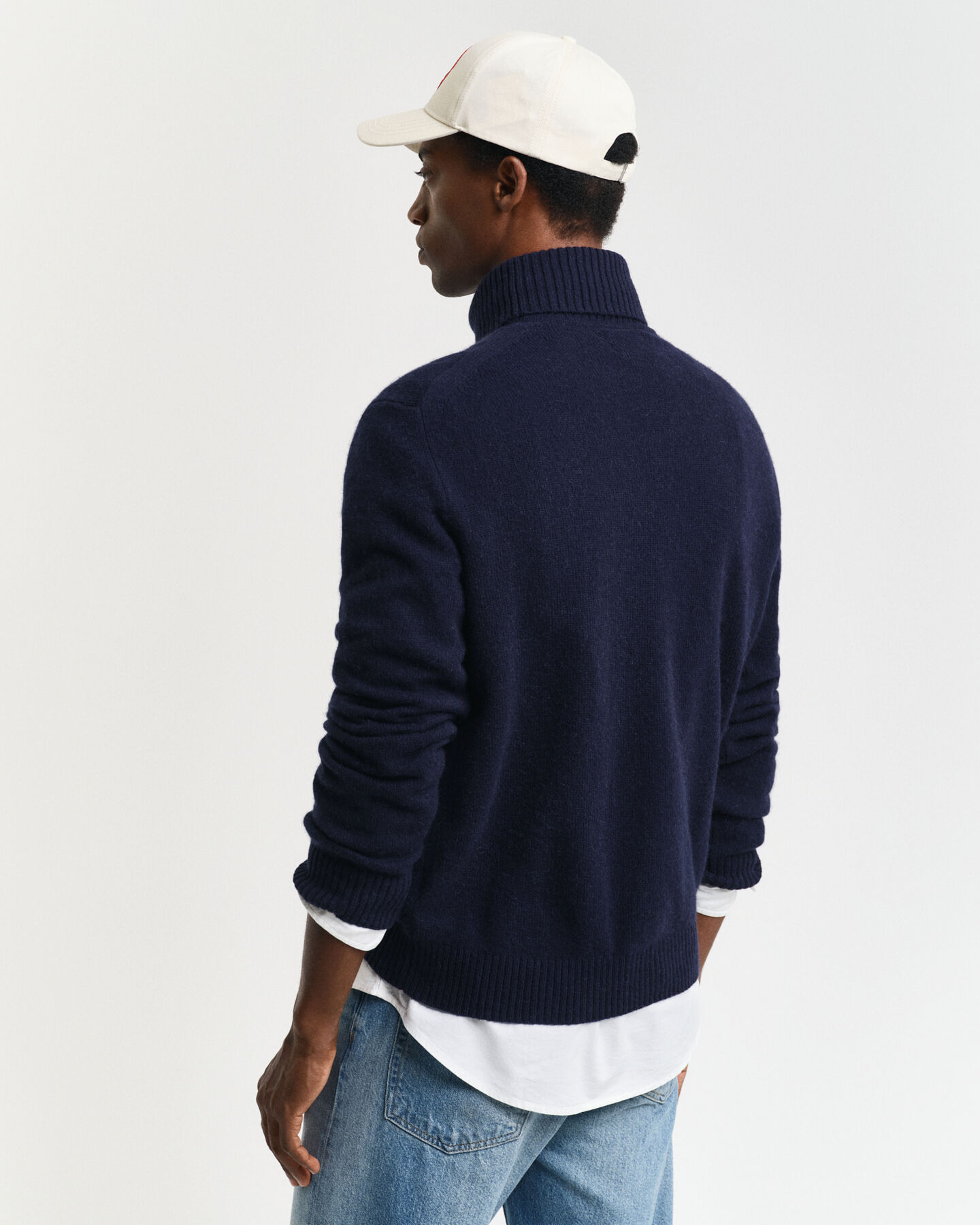 Camisola de gola alta em mistura de lã