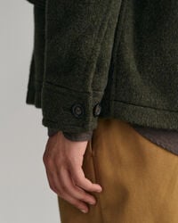 Casaco curto em l&atilde;