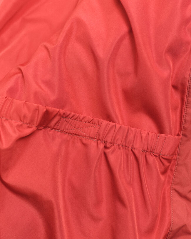 Blus&atilde;o de penas m&eacute;dio