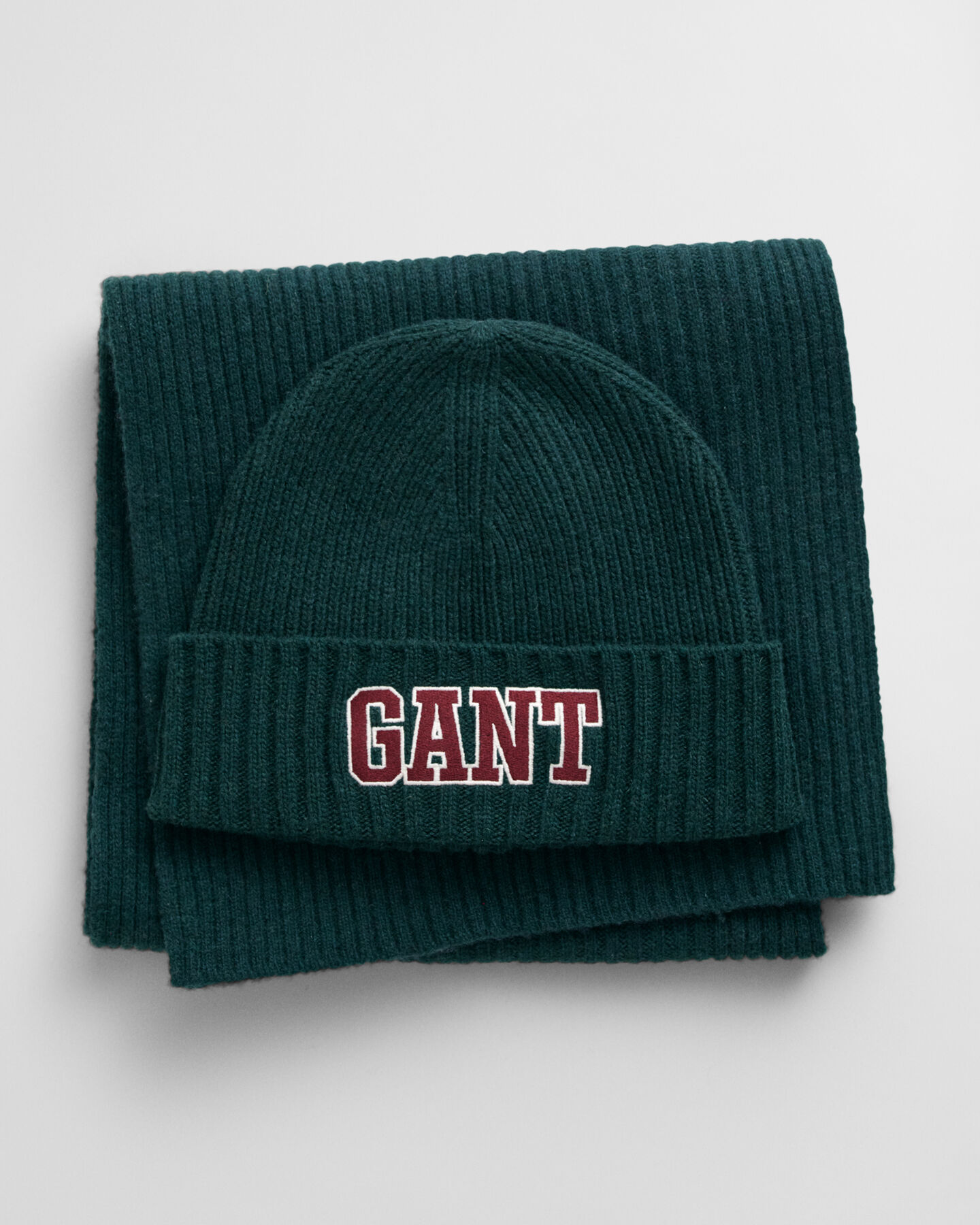Conjunto de oferta com gorro e cachecol GANT Graphic