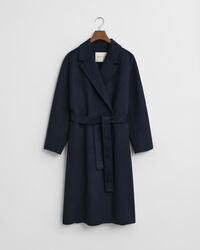 Sobretudo com cinto cosido à mão