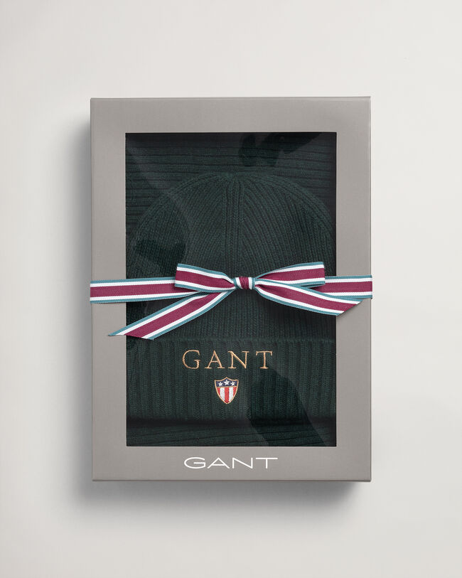 Caixa de presente com cachecol e gorro