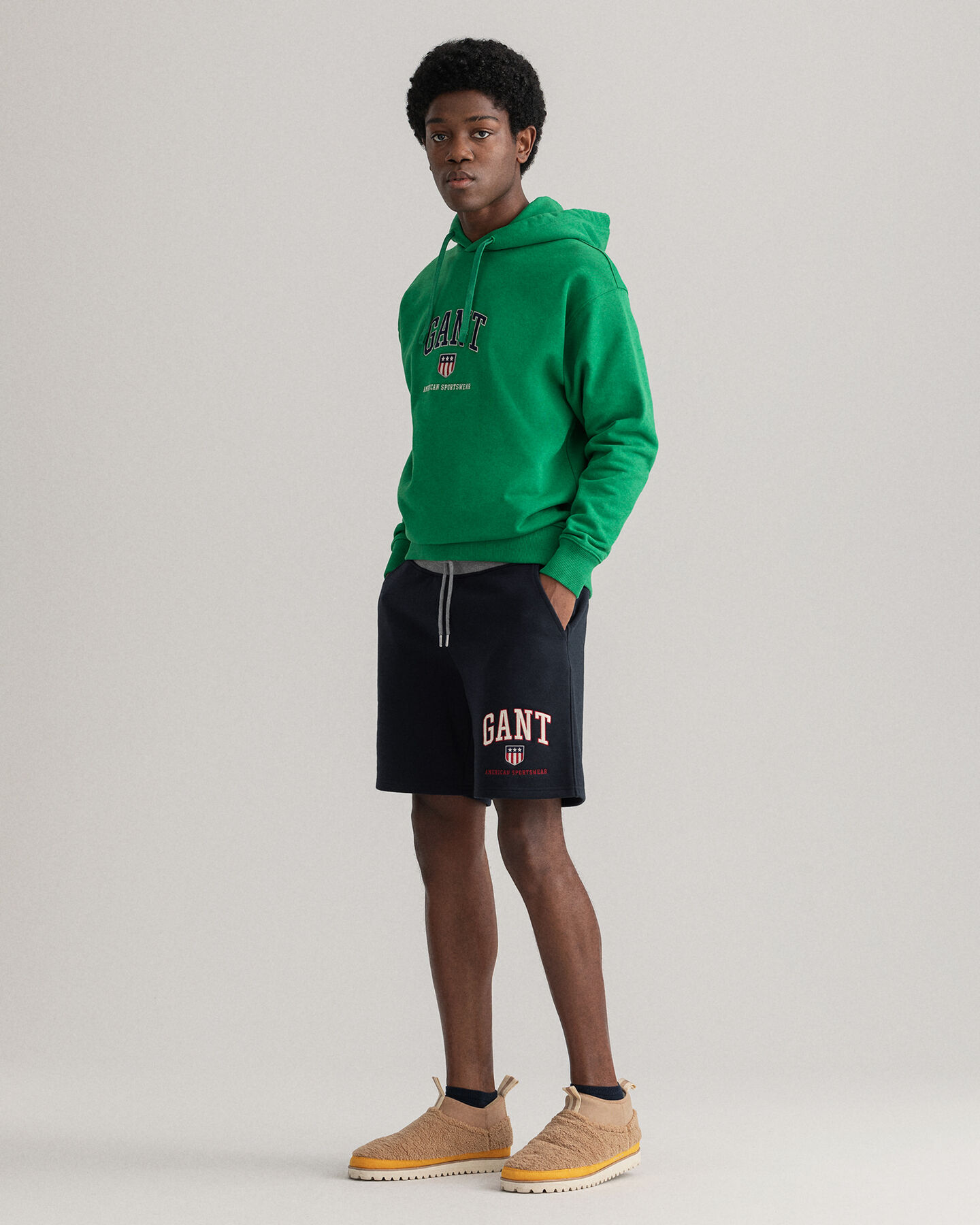 Cal&ccedil;&otilde;es desportivos Retro Shield