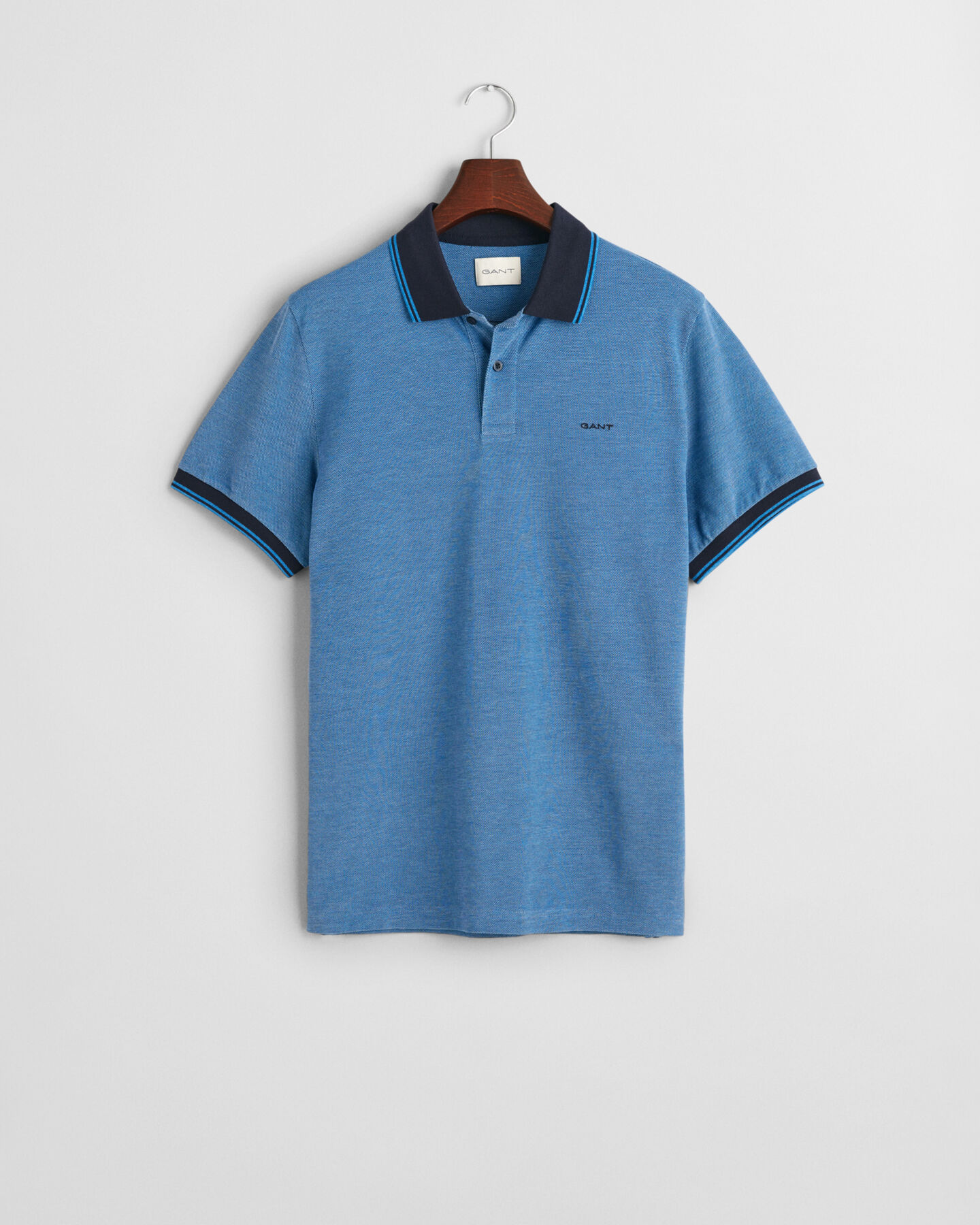 Polo em piqué Oxford em 4 cores