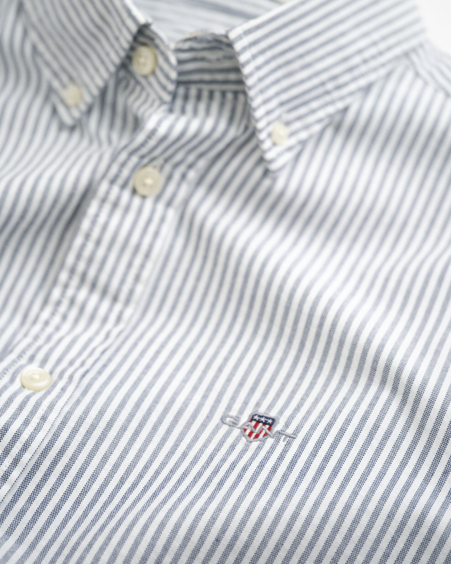 Camisa Oxford clássica com riscas finas slim fit