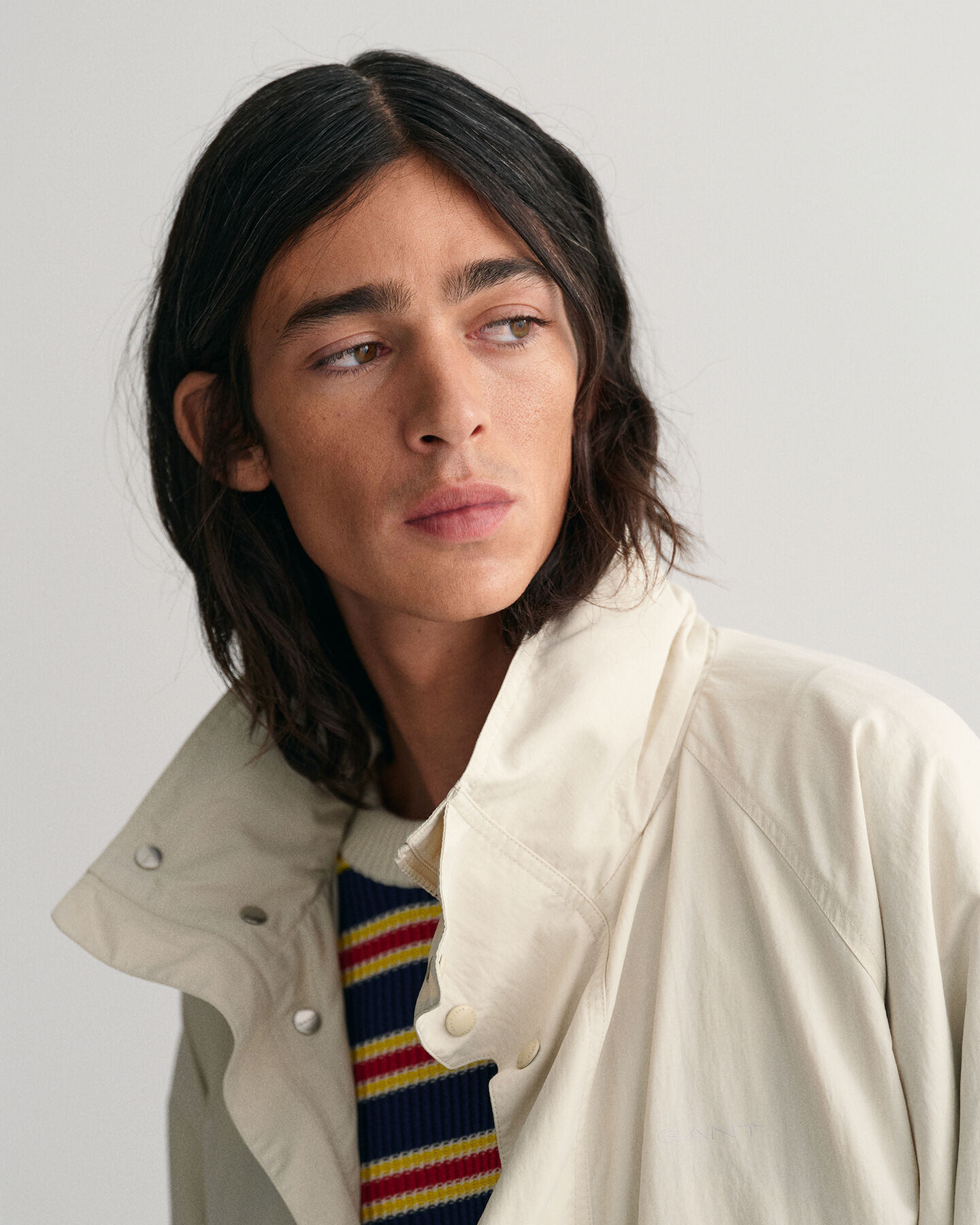 Casaco com mangas raglan