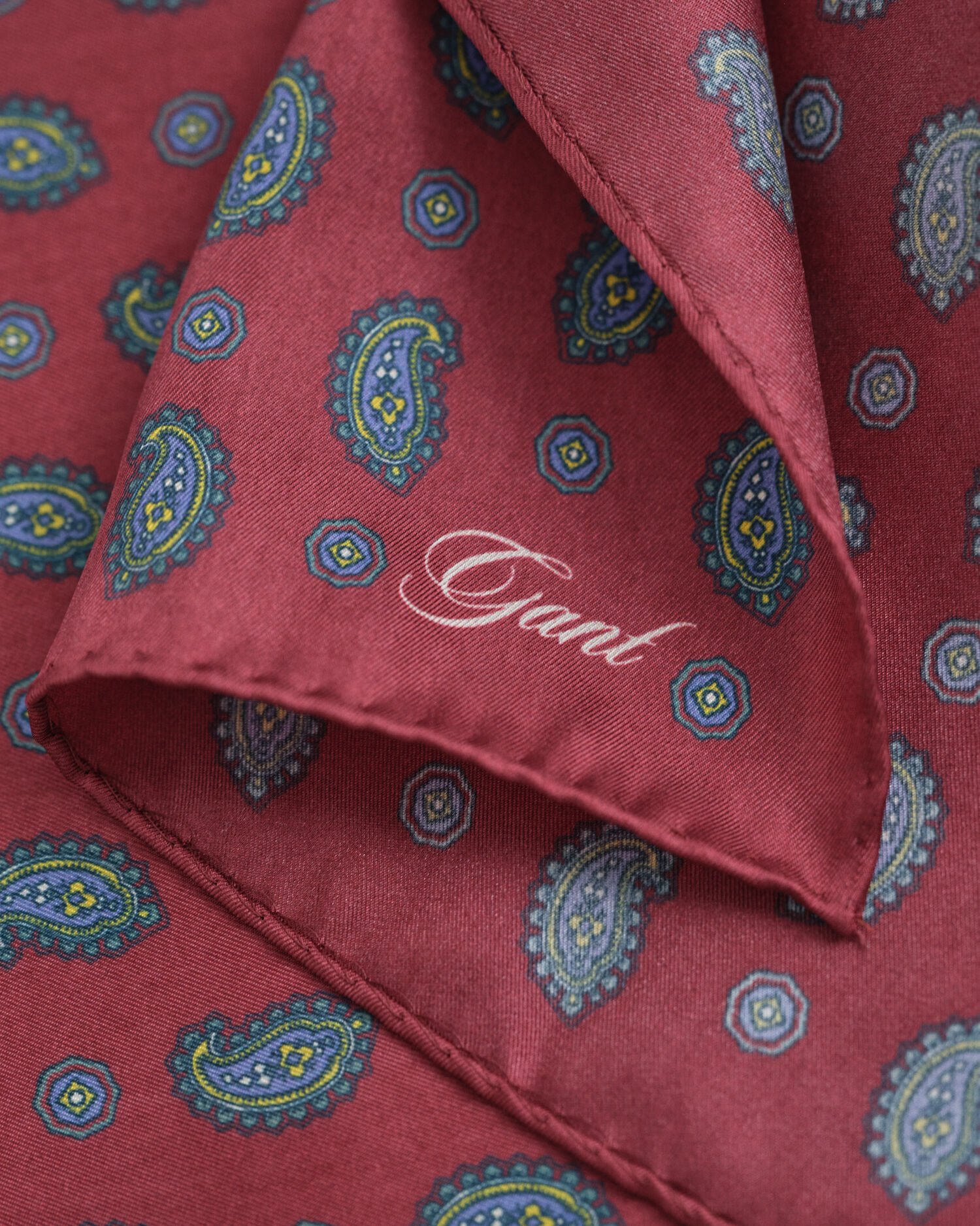 Lenço de bolso com padrão paisley