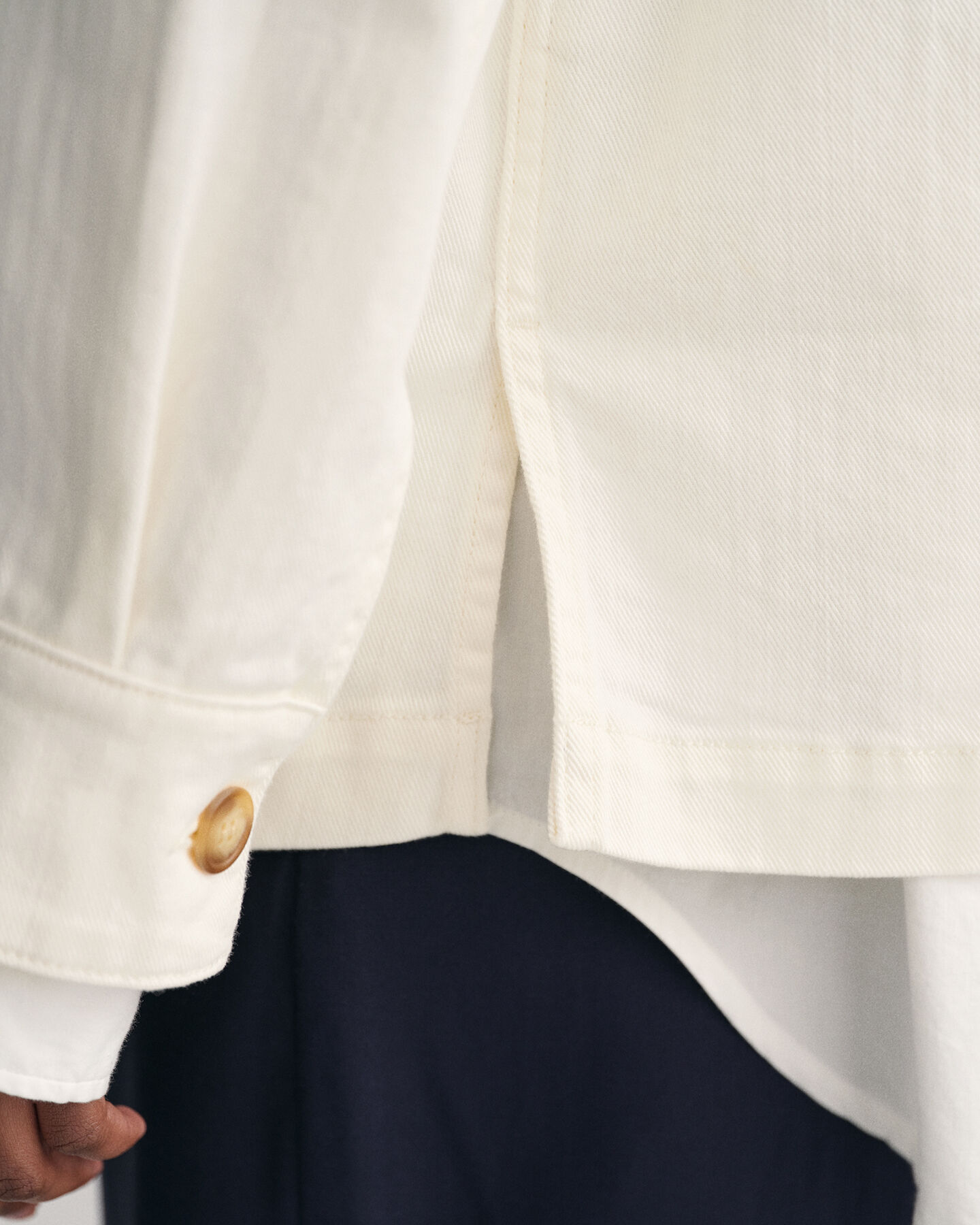 Casaco-camisa em sarja