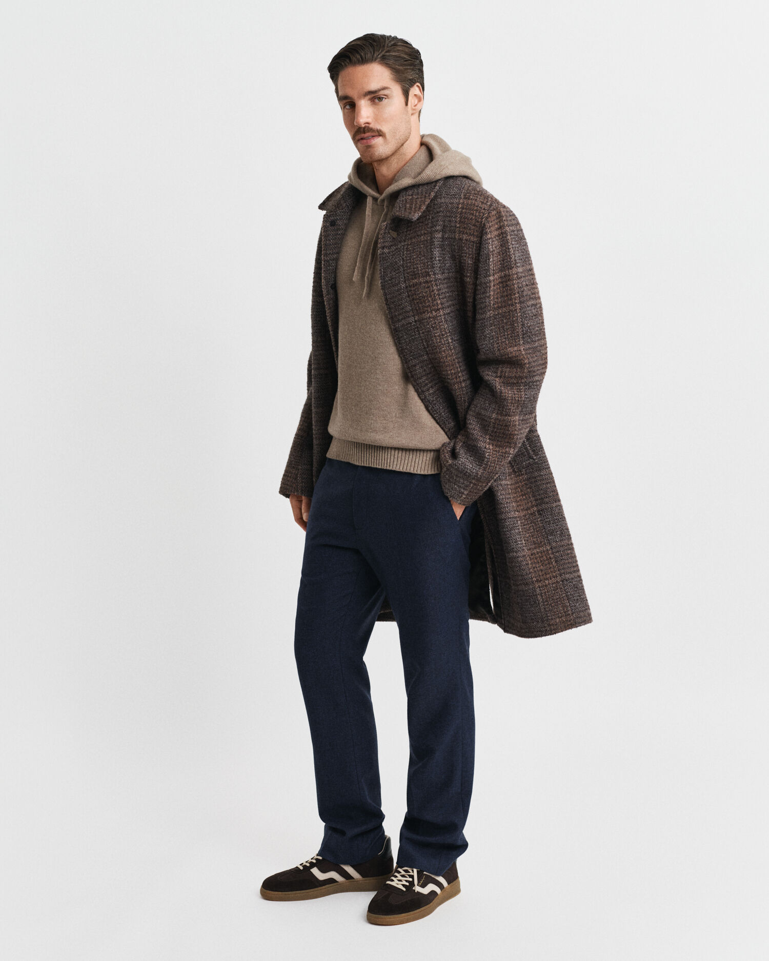 Sweatshirt com capuz em mistura de caxemira