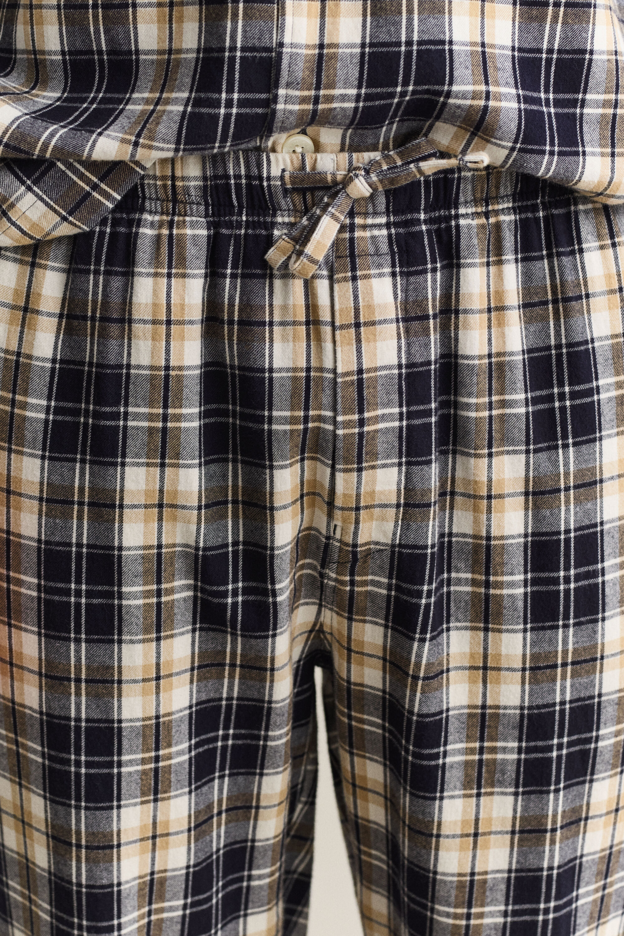 Pijama com padrão de xadrez