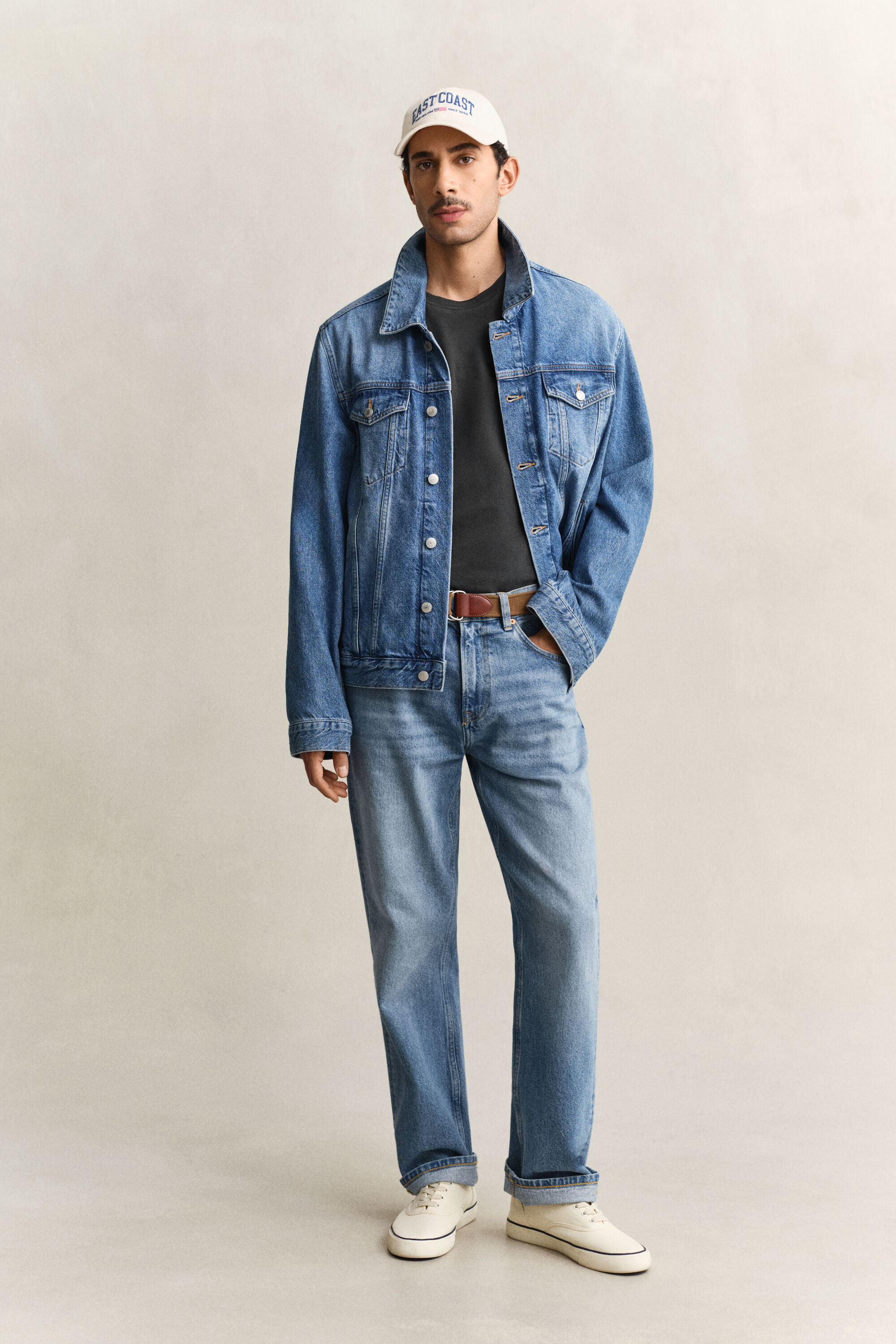 T-shirt com efeito desgastado