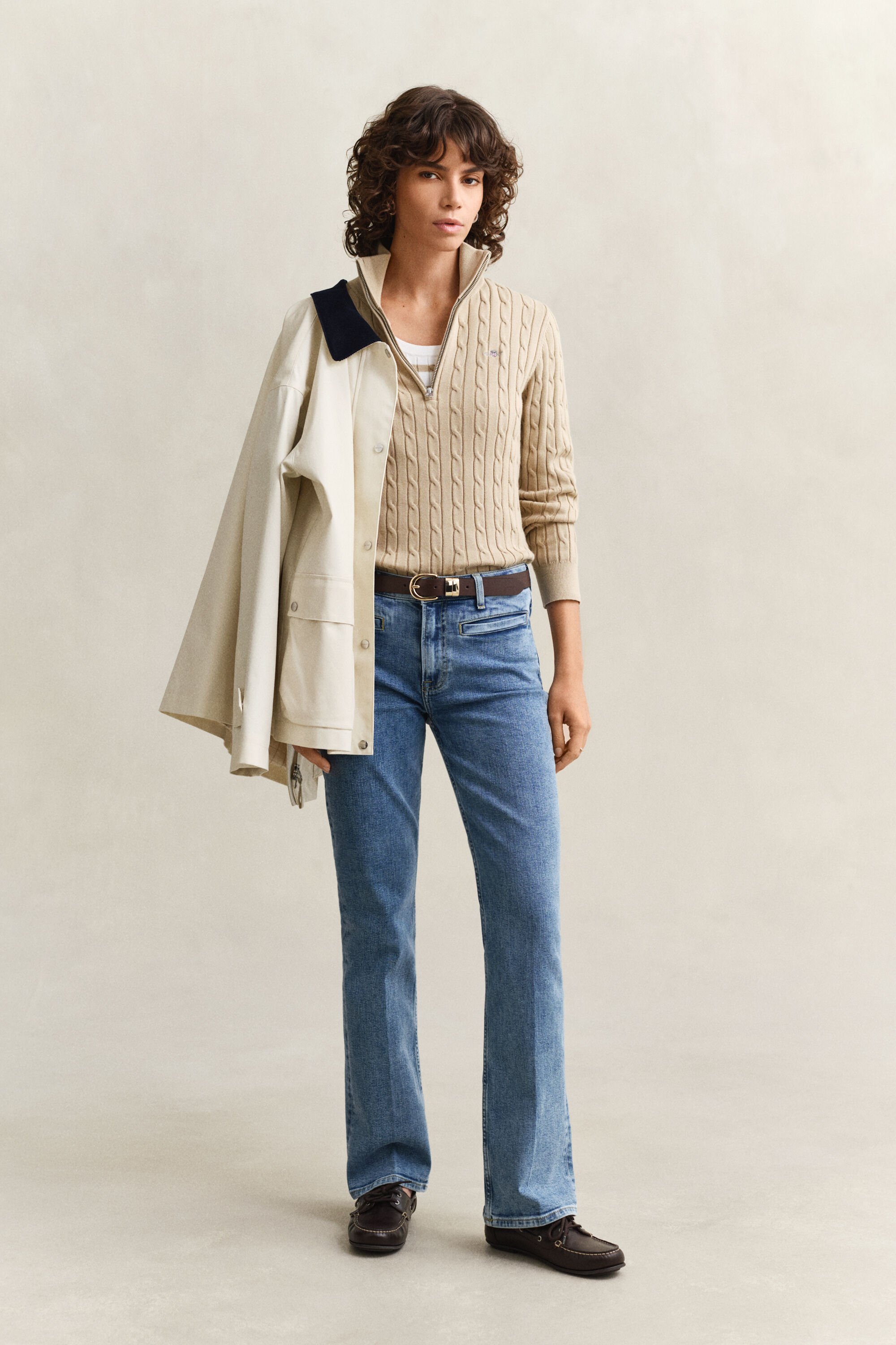 Camisola em malha entrançada com meio fecho de correr