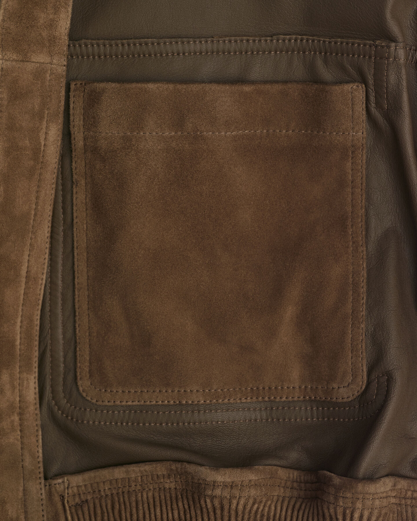 Casaco de aviador em camurça