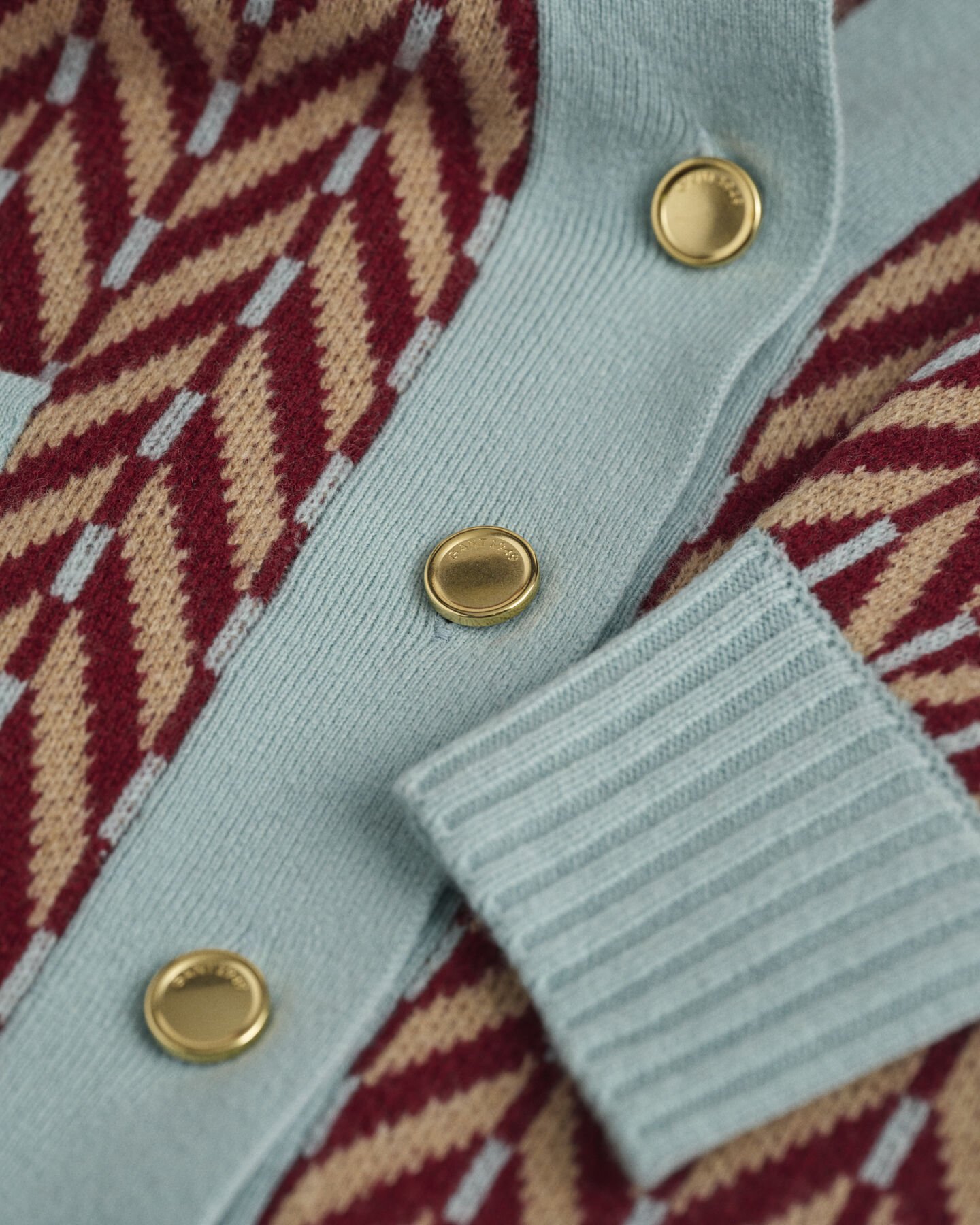 Casaco de malha com padr&atilde;o espinha de peixe multicolor