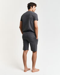 Pijama com cal&ccedil;&otilde;es e t-shirt