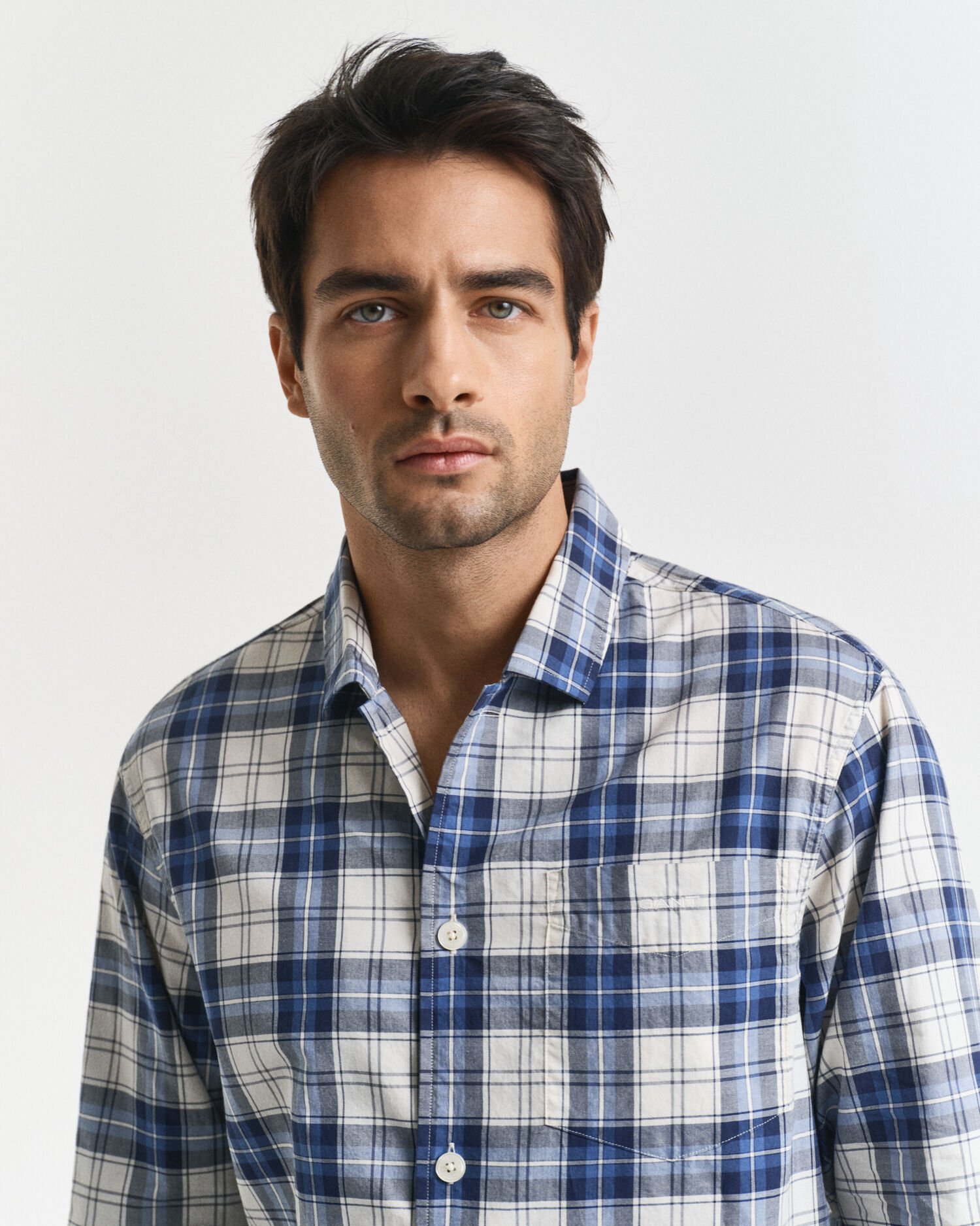 Pijama com padrão de xadrez