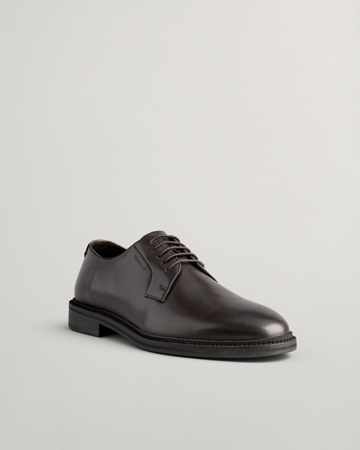 Sapatos de cano baixo com atacadores Bidford