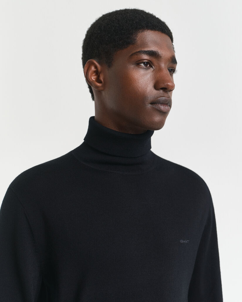 Camisola de gola alta em lã de merino extrafina