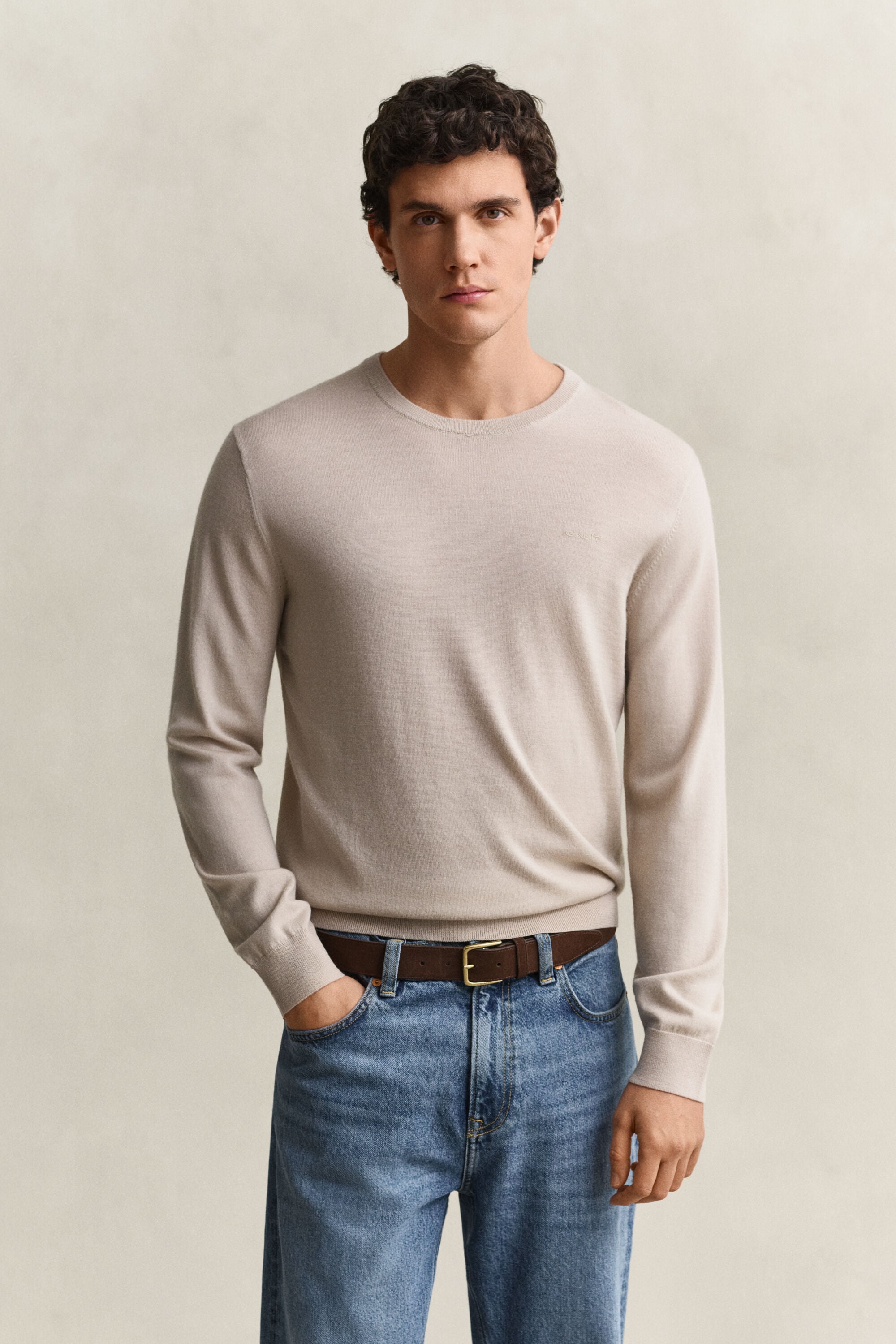 Camisola de malha com decote redondo em lã de merino