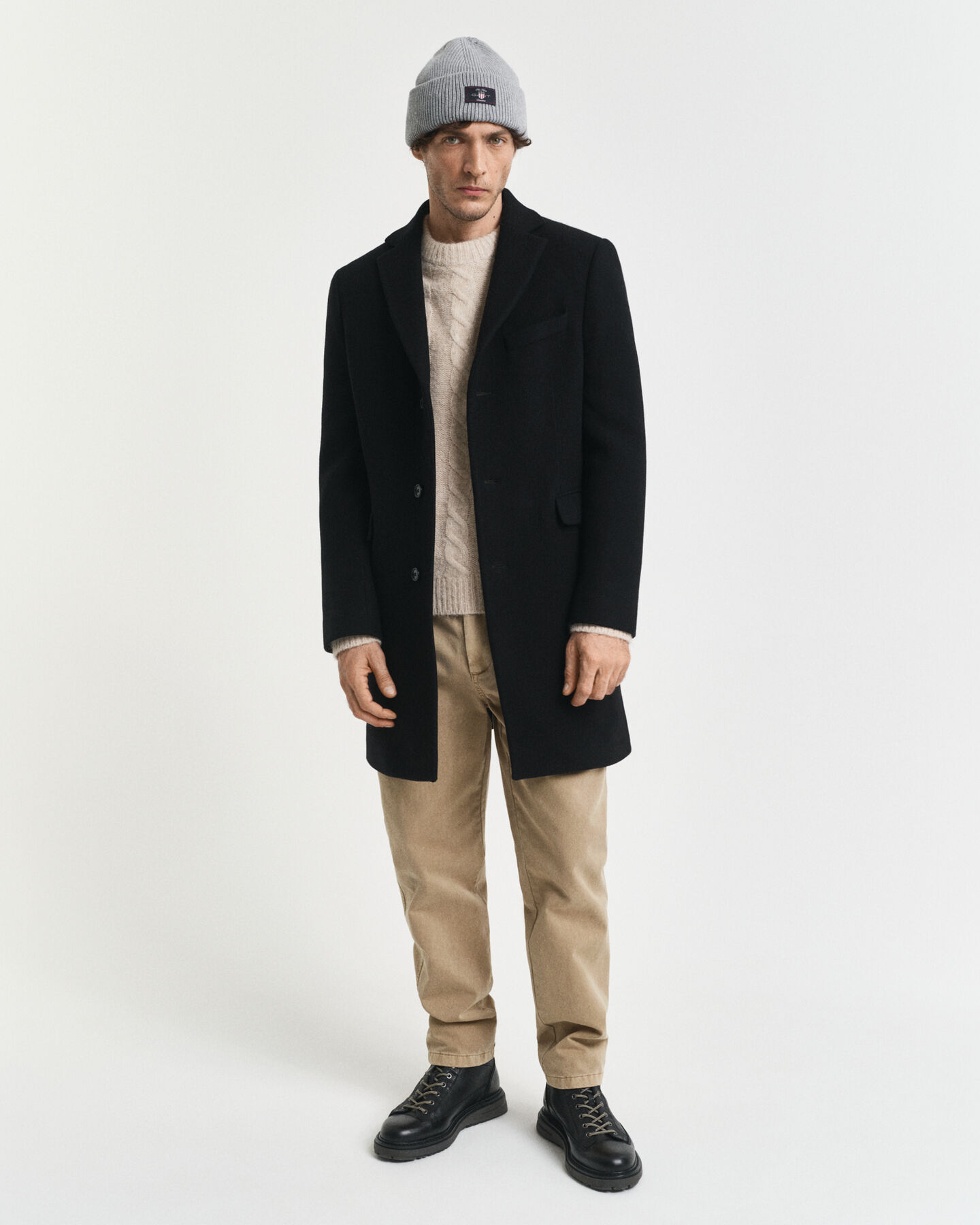 Sobretudo clássico em lã