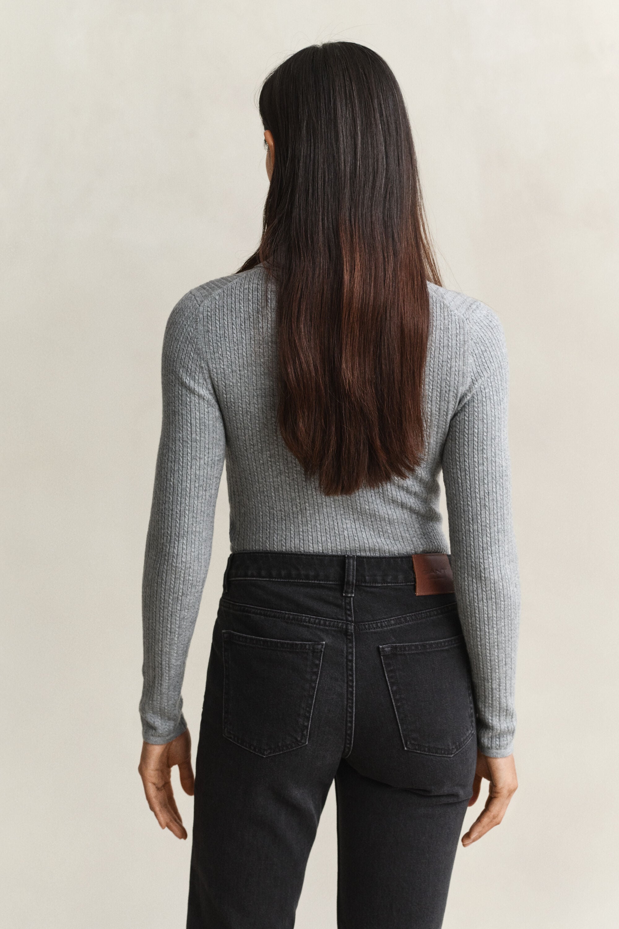 Camisola em malha entrançada