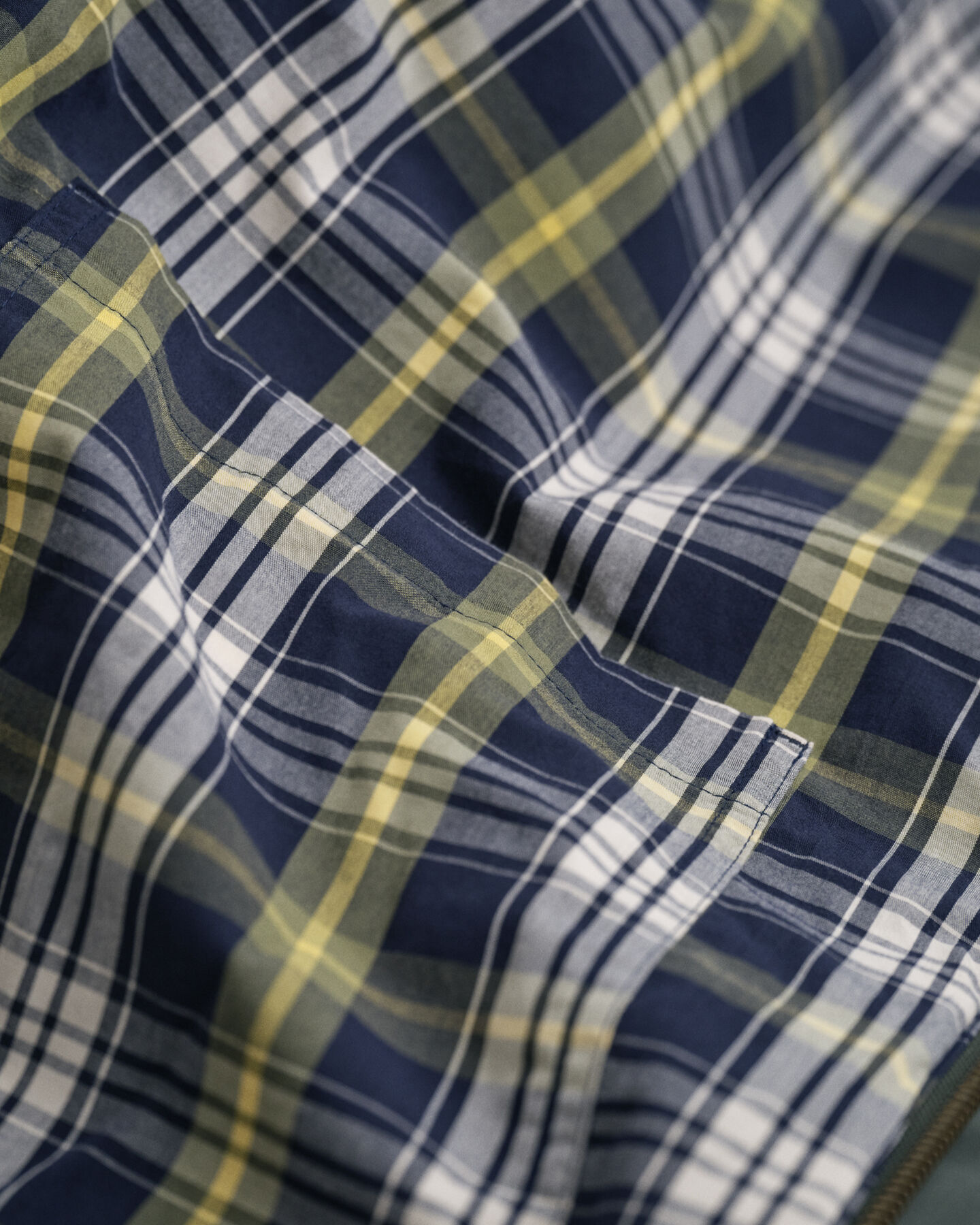 Casaco rústico com acabamento encerado