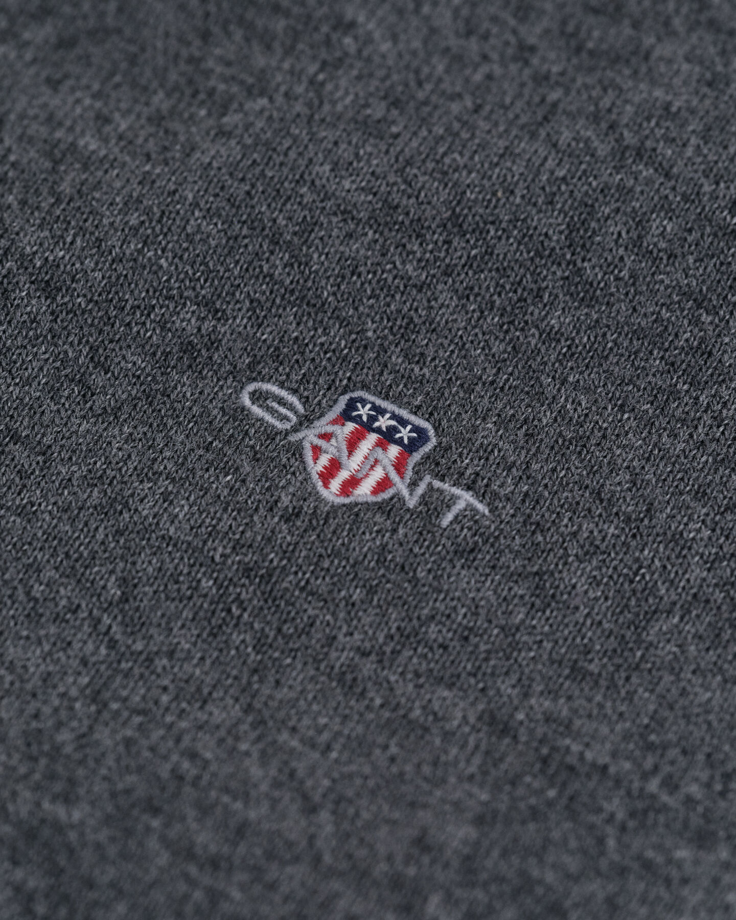 Camisola de gola alta em lã e algodão