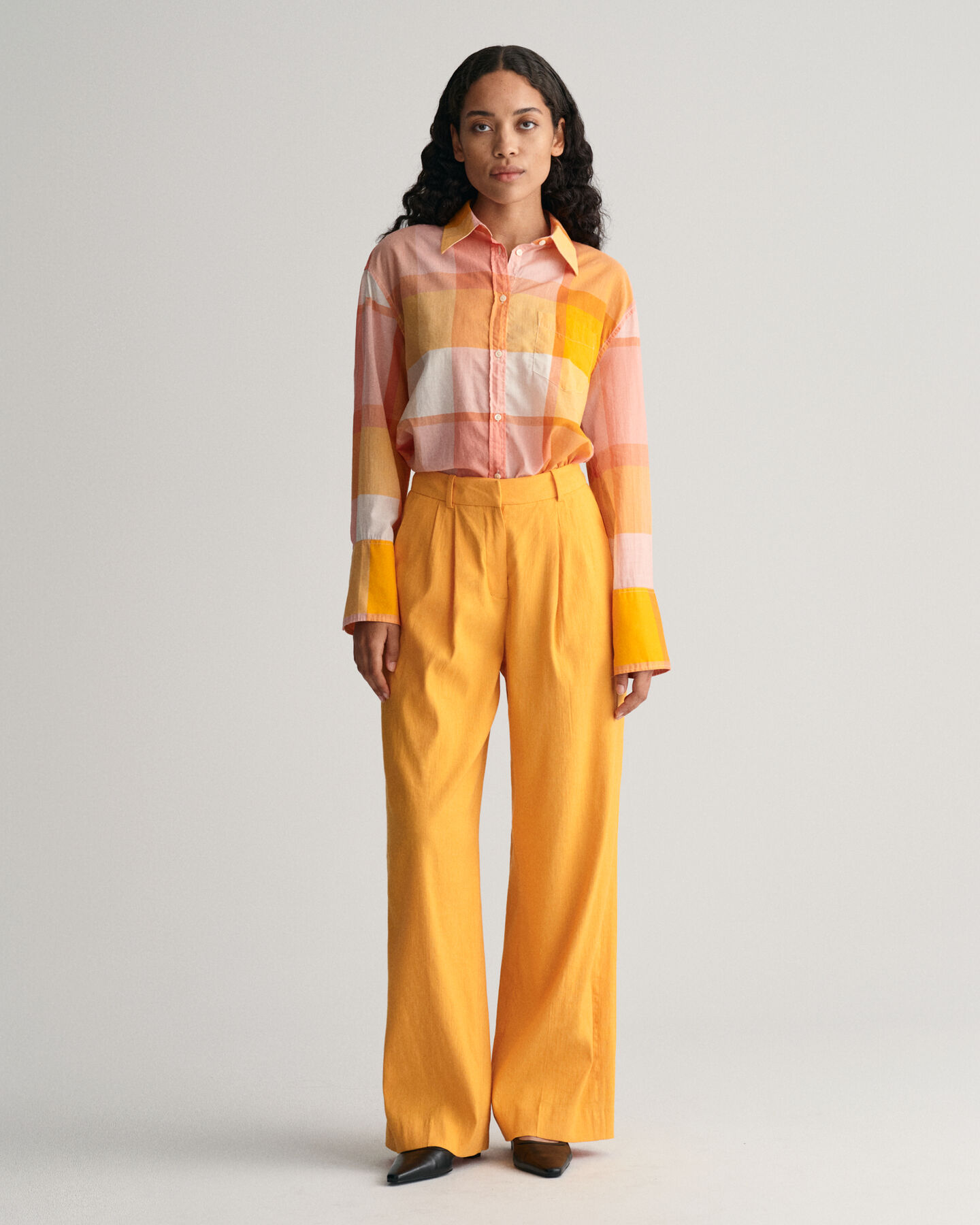 Camisa em padr&atilde;o xadrez Madras relaxed fit