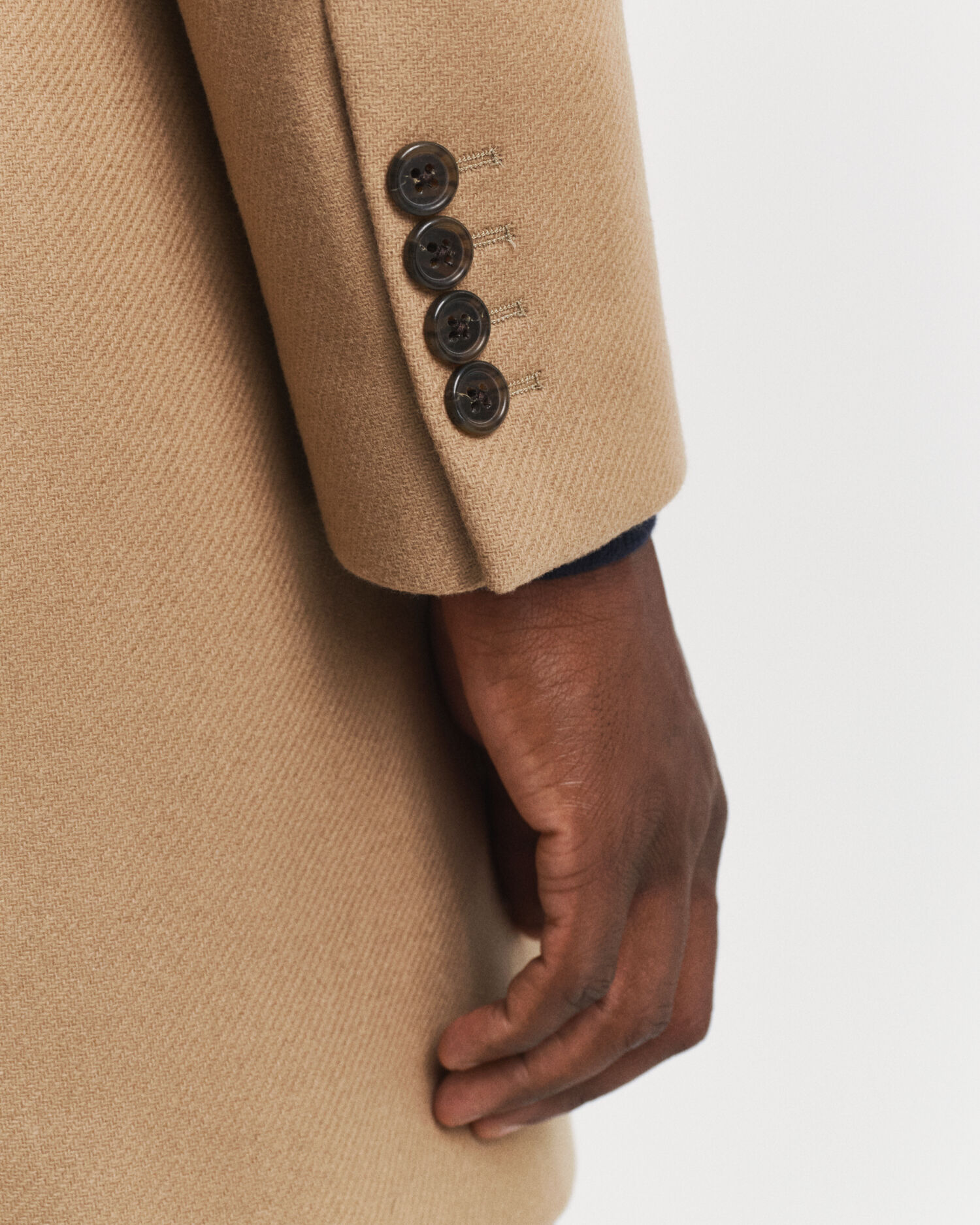 Sobretudo clássico em lã