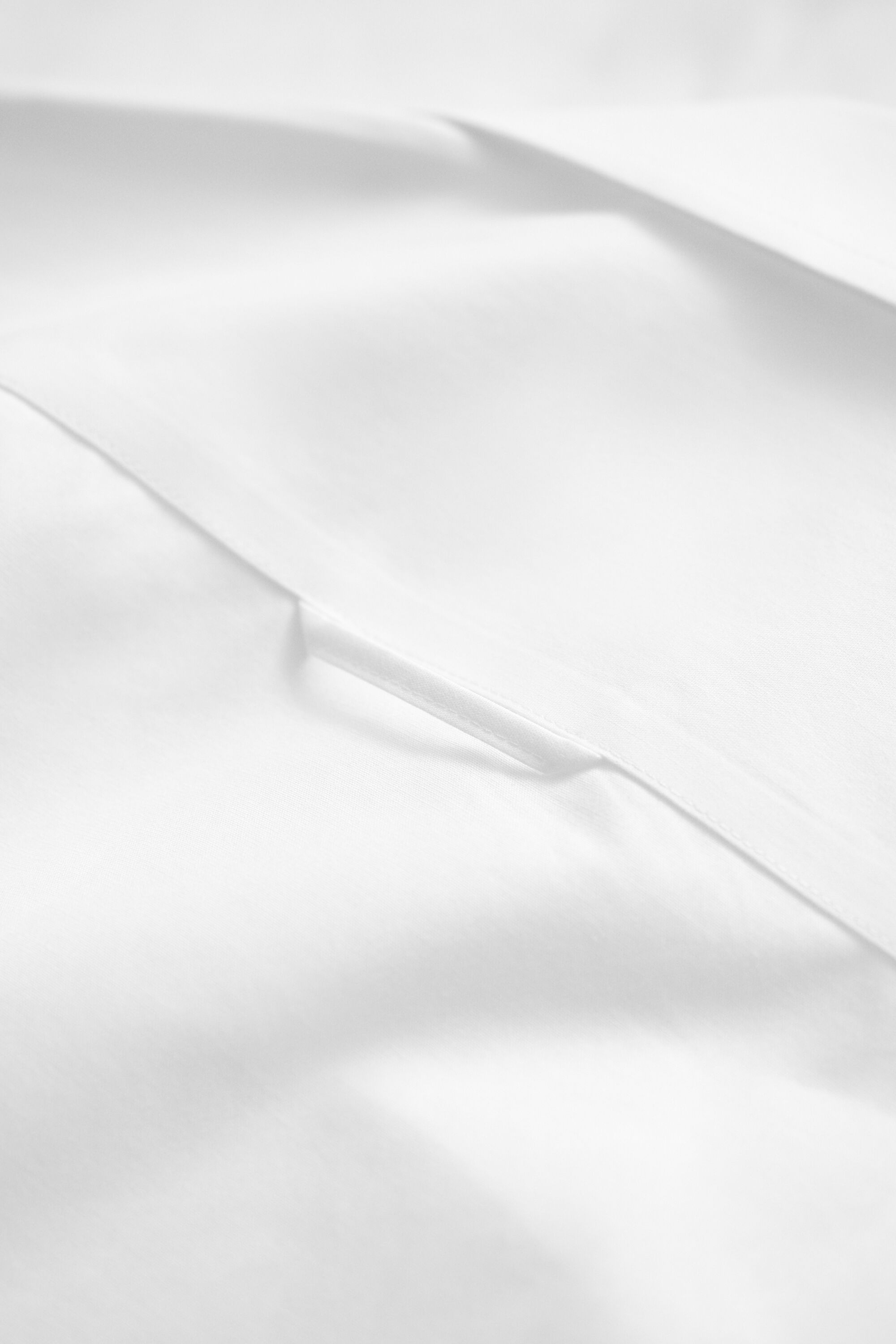 Camisa em popelina e elastano