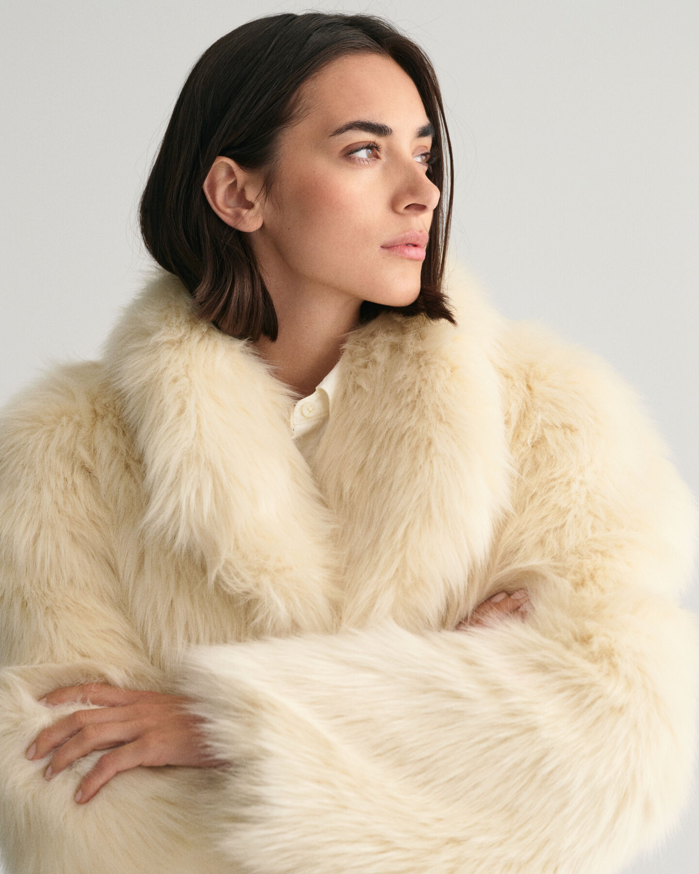 Sobretudo em pelo falso