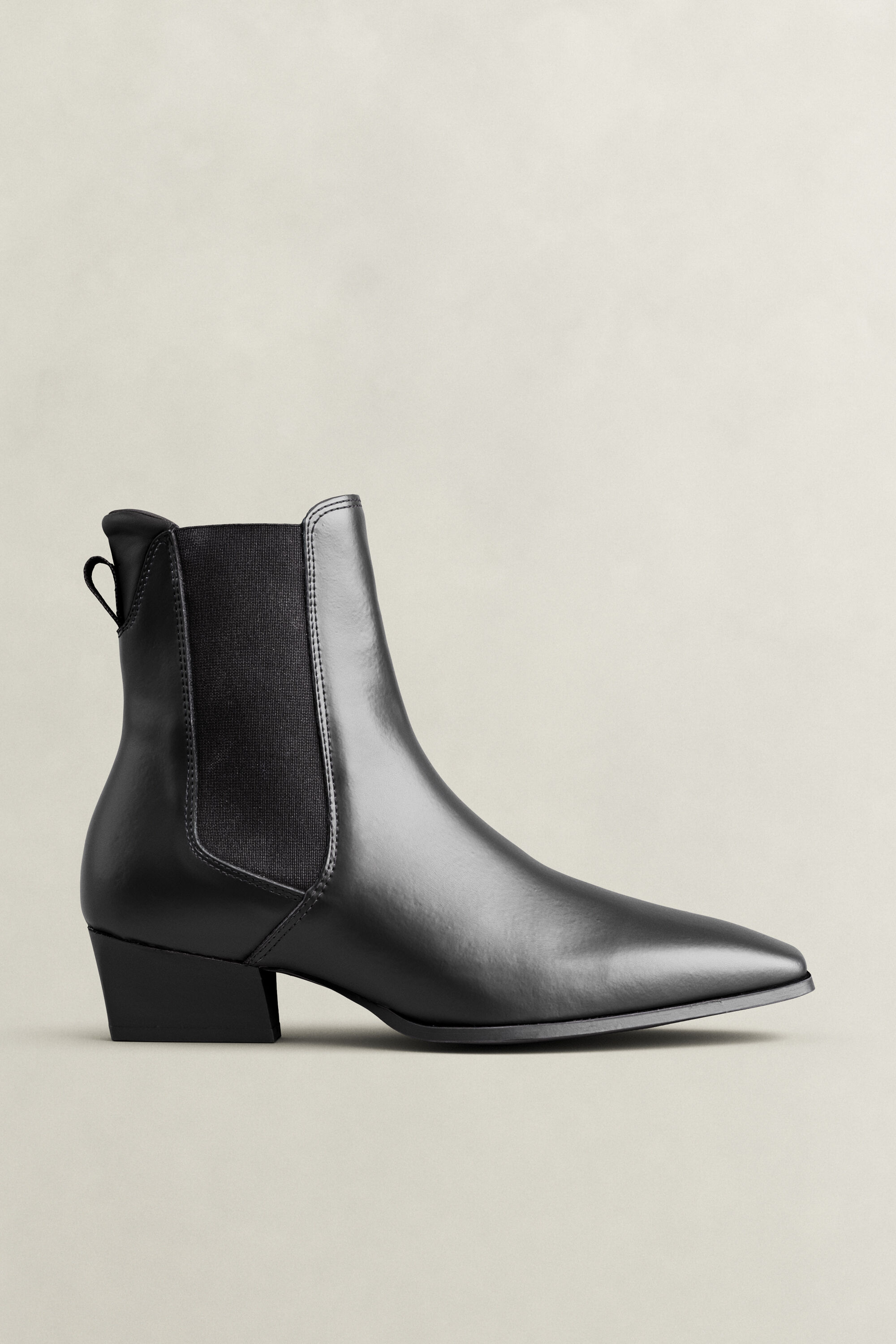 Botas Chelsea em pele Bassotte