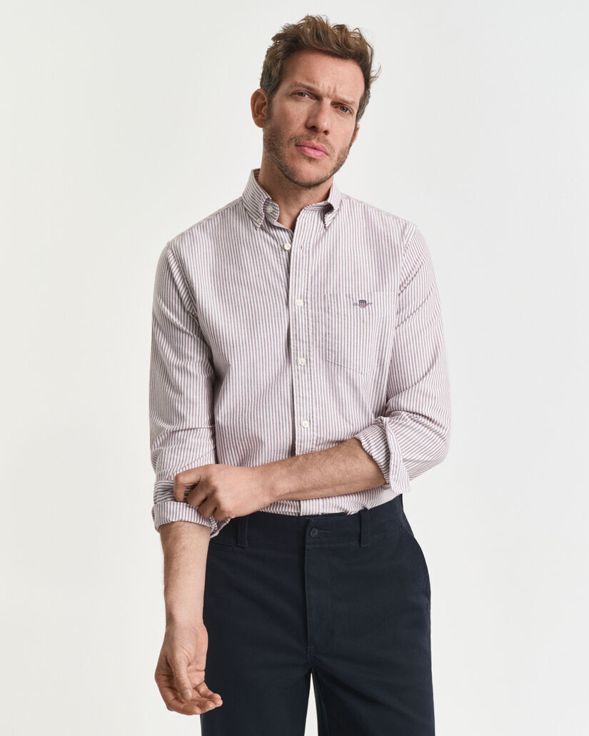 Camisa Oxford clássica com riscas finas regular fit