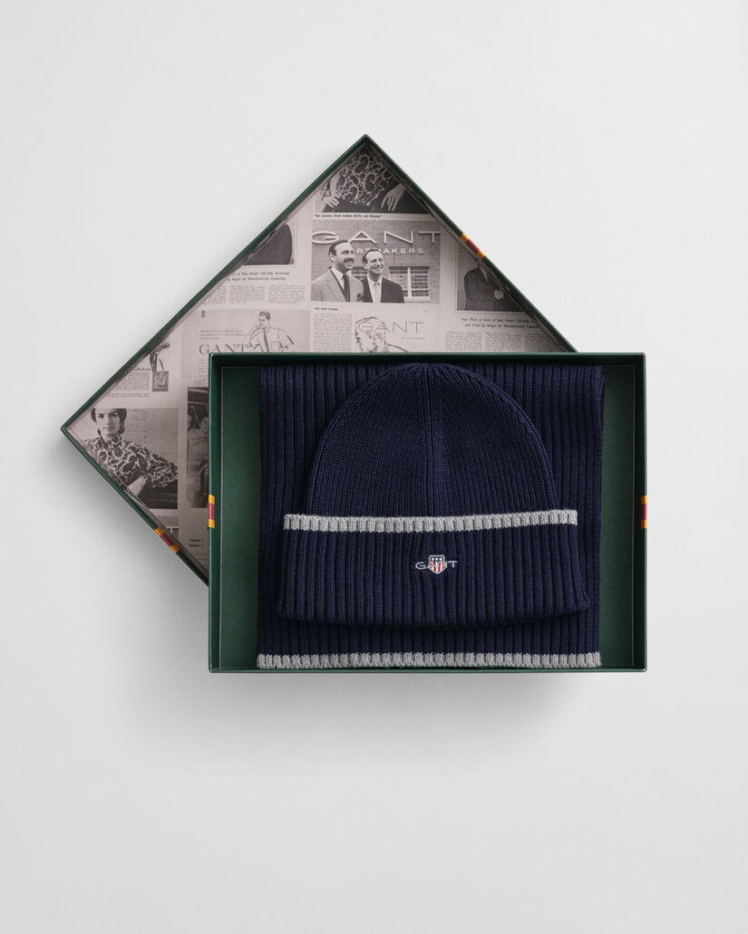 Conjunto de oferta com gorro e cachecol Essential