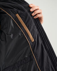 Sobretudo de penas comprido