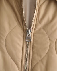 Blusão acolchoado com colarinho