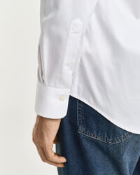 Camisa em cetim slim fit